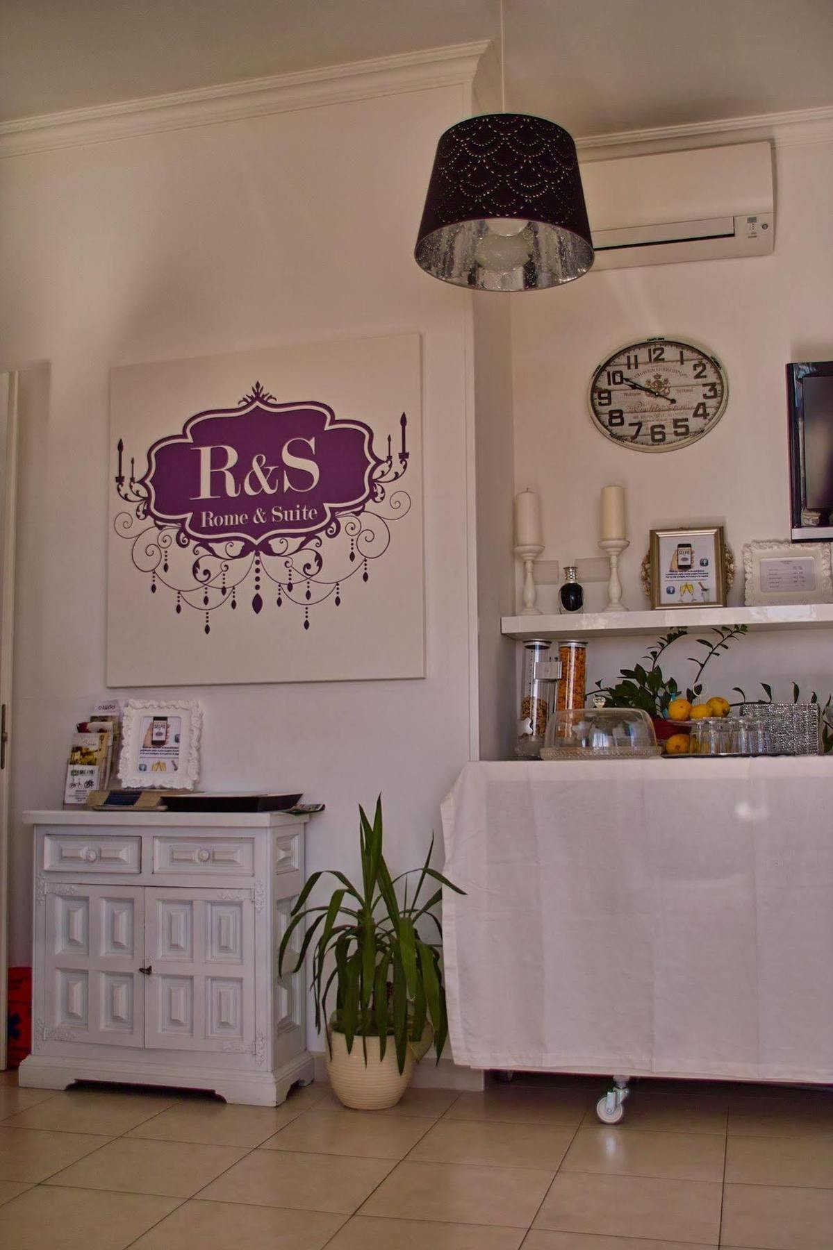 Rome&Suites Екстер'єр фото
