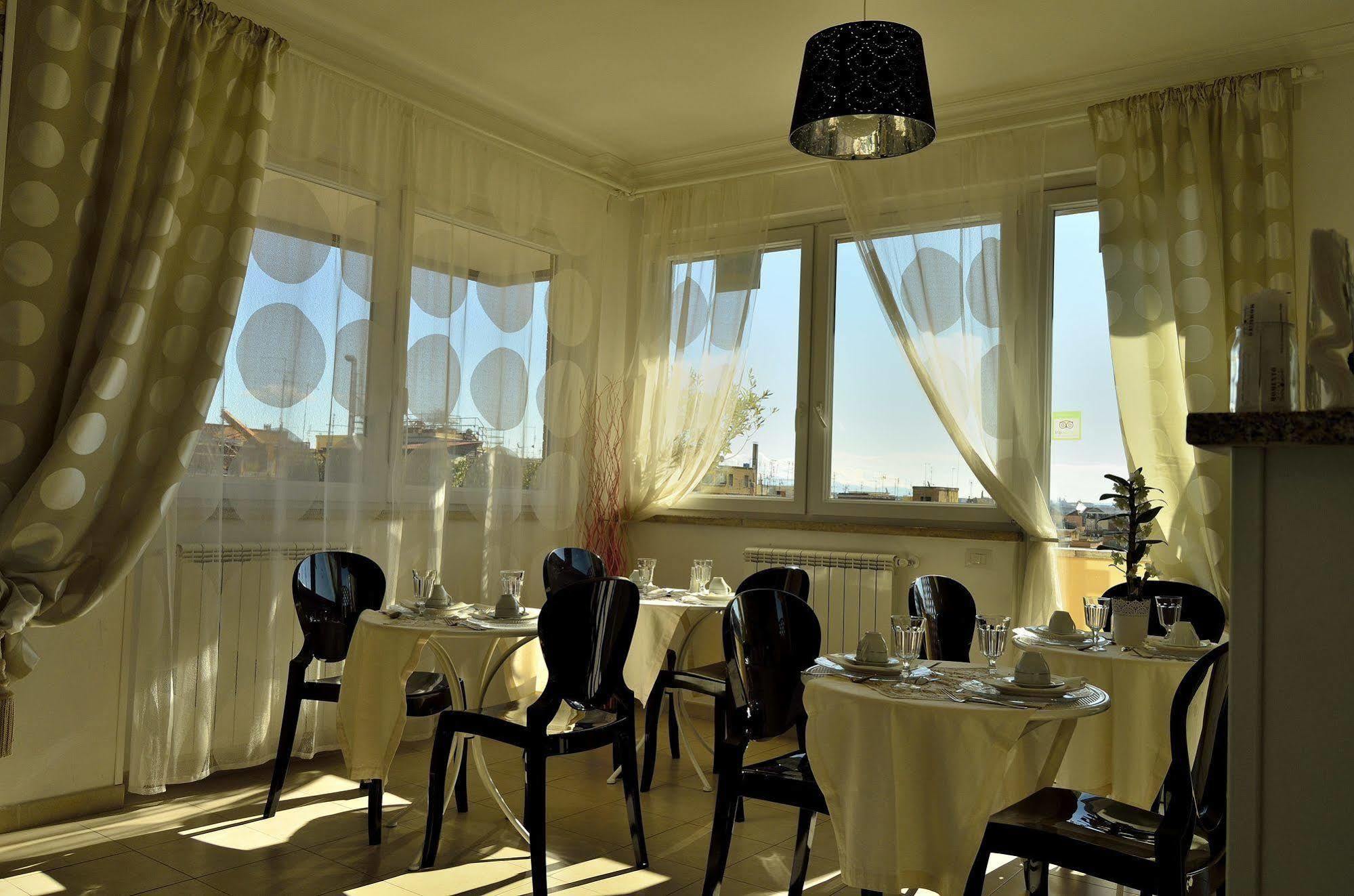 Rome&Suites Екстер'єр фото