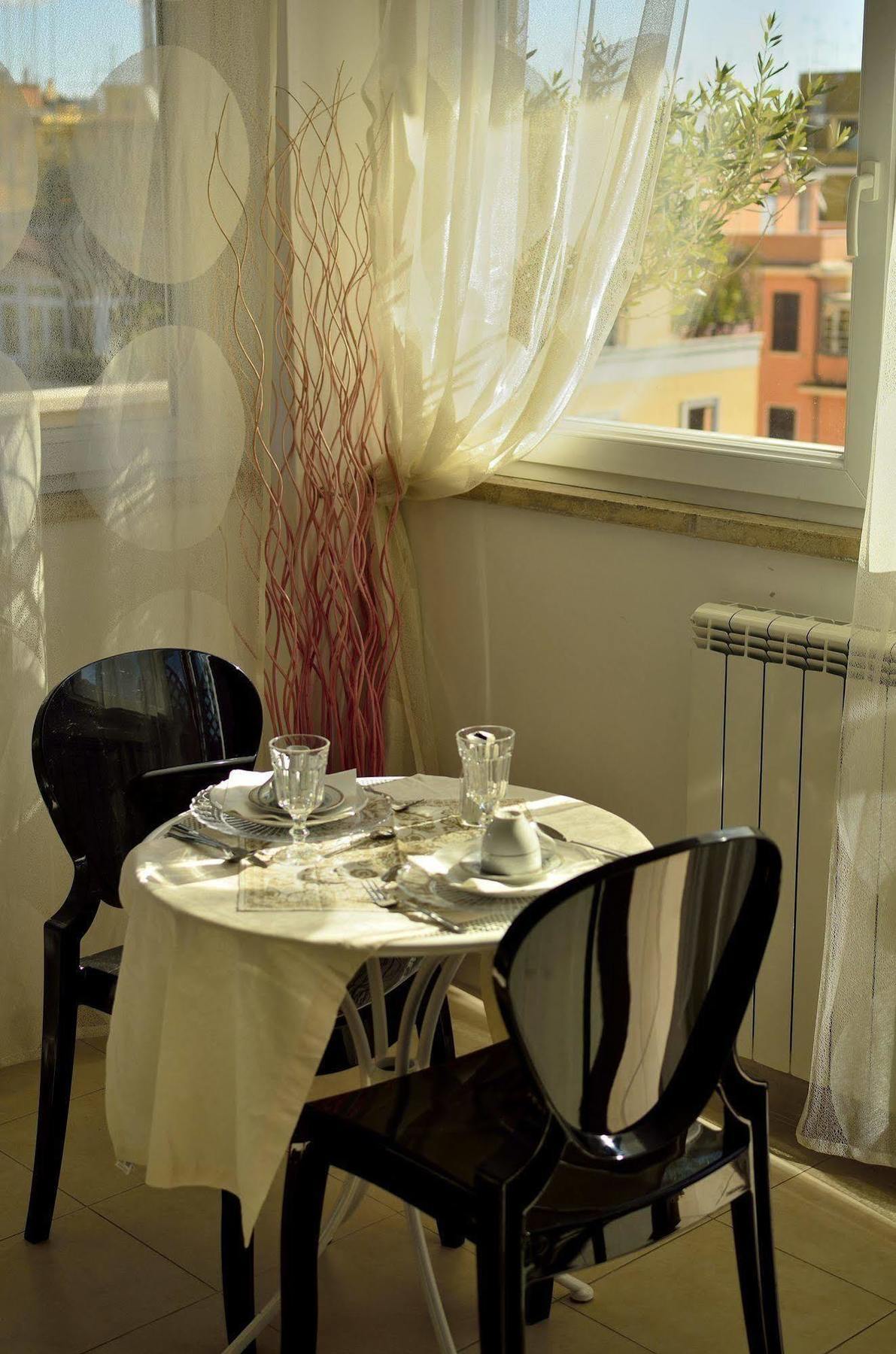 Rome&Suites Екстер'єр фото